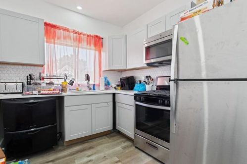 3026 Glenmawr St, Pittsburgh PA  15204-1831 exterior