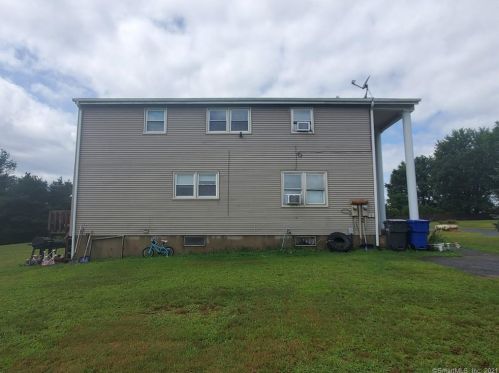 9 Joel Dr, Ellington CT 06029-2612 exterior