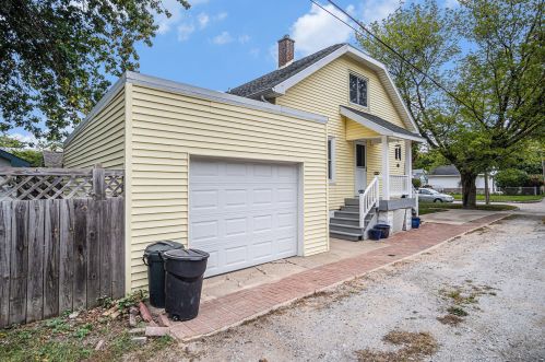 2185 Moon St, Meskegon MI 49441-1551 exterior