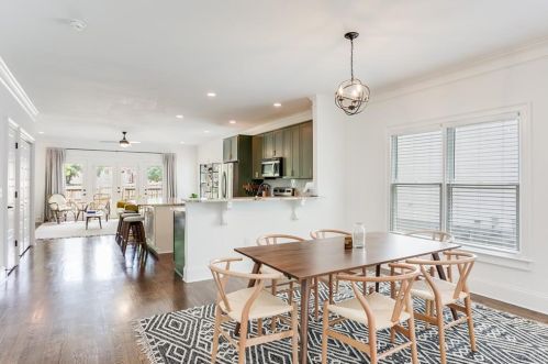 300 Holderness St, Atlanta GA 30310-1306 exterior