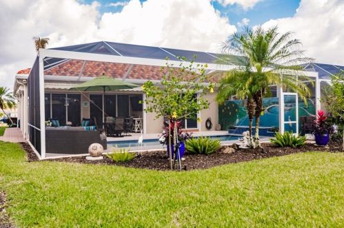 3508 Donoso Ct, Naples FL exterior