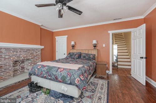 2202 Cumberland St, Philadelphia PA 19125-2204 exterior