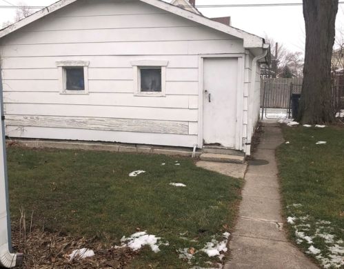 227 21 Ave, Broadview IL 60153-1474 exterior