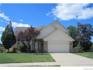 28584 Thames Ct, New Baltimore, MI 48047-1772