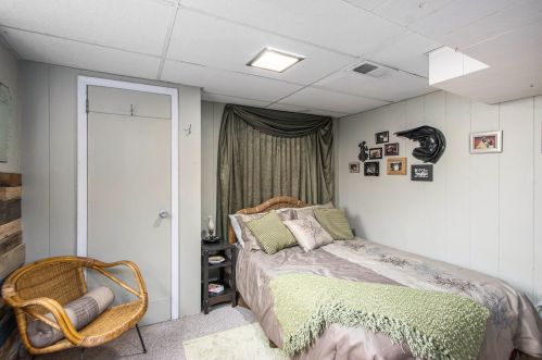 2530 G Ave, Kalamazoo MI 49004-1958 exterior