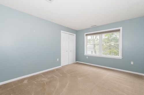 85 Kenberma Rd, Worcester MA 01604-3951 exterior