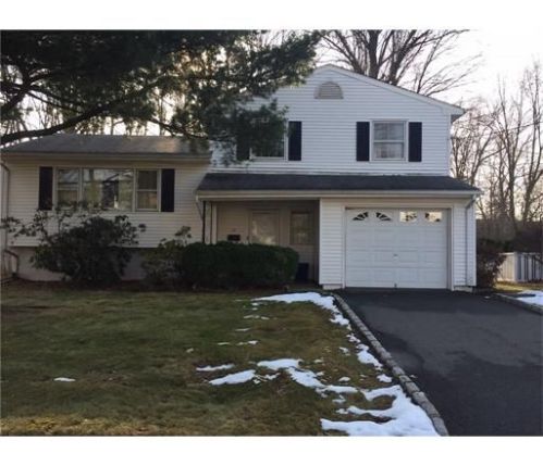 27 Lydia Ln, Edison, NJ 08817-2357