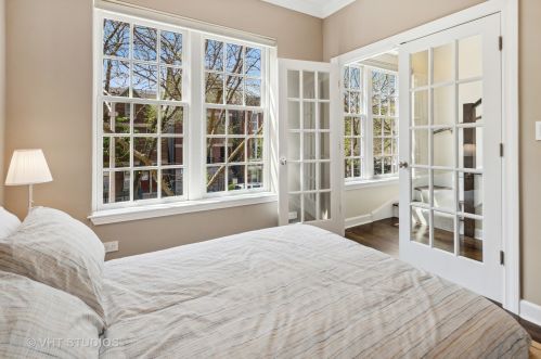 1736 Pierce Ave, Chicago IL 60651-2690 exterior