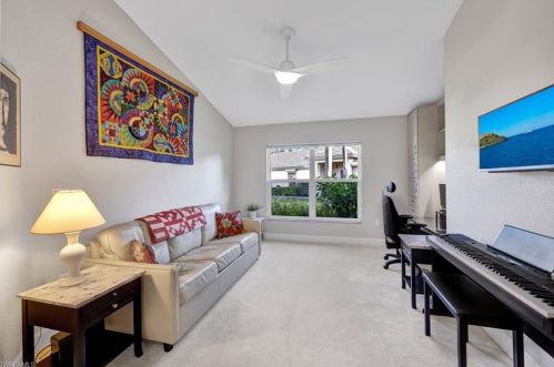 5893 Northridge Dr, Naples FL 34110-2376 exterior