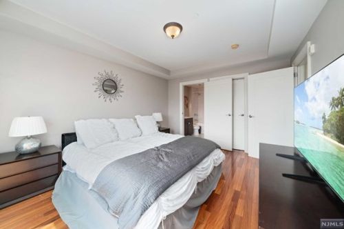 53 Eton Row, Union City NJ 07086 exterior