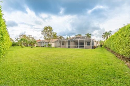 6705 Calumet Dr, Naples FL 34113-1609 exterior