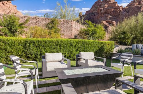 5841 Echo Canyon Cir, Phoenix AZ 85018-1243 exterior