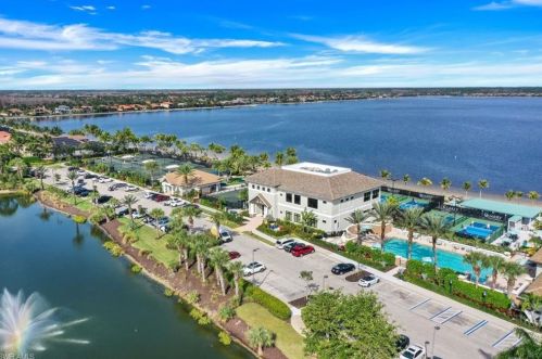 8737 Hideaway Harbor Ct, Naples FL 34120-4327 exterior