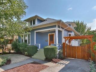 210 78 Ave, Portland OR  97206-4382 exterior