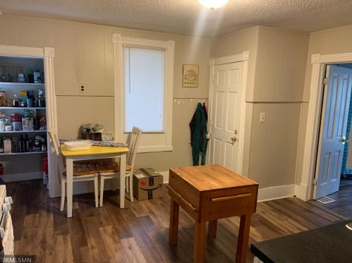 127 Isabel St, Saint Paul MN 55107-2209 exterior