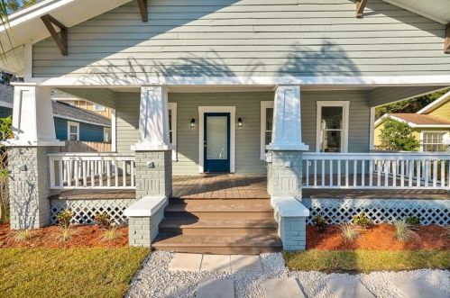 104 Lambright St, Tampa, FL 33604-6038