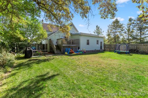 439 Riv St, Belding MI 48809-1964 exterior