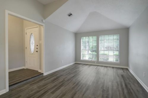 5003 Village Springs Dr, Humble, TX 77339-7603