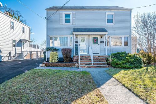 85 Koyen St, Perth Amboy, NJ 08863-2051