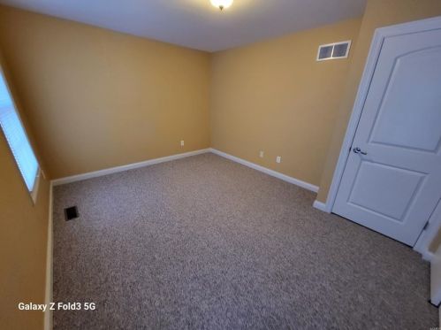 1 Crabapple Ct, Saint Louis MO 63132-3422 exterior