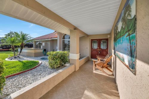 1715 Dominic Ave, Fort Pierce FL 34952-5816 exterior