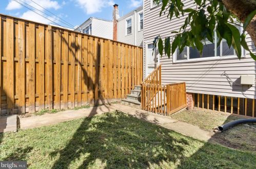 1922 4th St, Washington DC  20002-1251 exterior