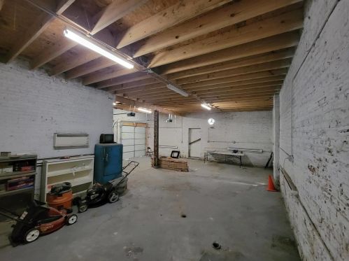 11956 Calumet Ave, Chicago IL  60628-6225 exterior