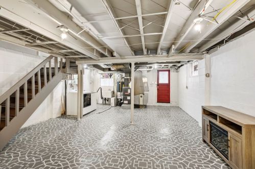 214 Fordyce St, Pittsburgh PA 15210-3269 exterior