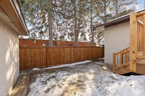 110 11 Ave, South Saint Paul MN 55075-1946 exterior