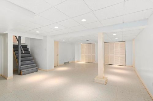 5227 Pernod Ave, Saint Louis MO 63139-1329 exterior