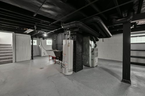 1325 58th St, Milwaukee WI  53214-3434 exterior