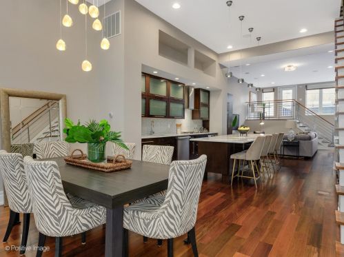 1856 Erie St, Chicago IL 60624-1074 exterior