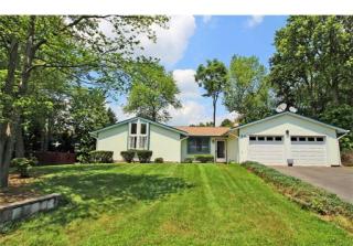 34 Atlanta Ave, Piscataway, NJ 08854-2138