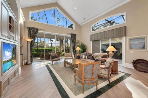 15392 Milan Ln, Naples FL exterior