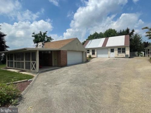 752 Broadway, Hanover, PA 17331-2013