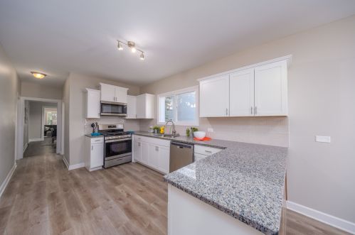 715 92nd St, Chicago IL  60619-7603 exterior