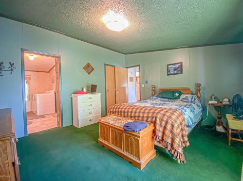 64630 Cassopolis Rd, Cassopolis MI 49031-8561 exterior