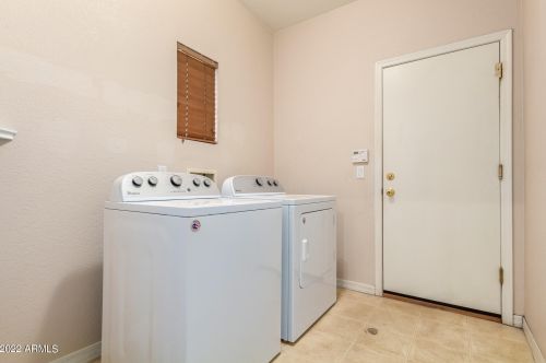 7020 30 St, Phoenix AZ 85042-6010 exterior