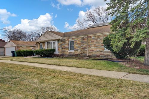 9201 Central Park Ave, Chicago, IL 60805-1405