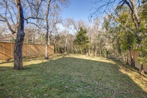 6811 Blessing Dr, Dallas TX 75214-2547 exterior