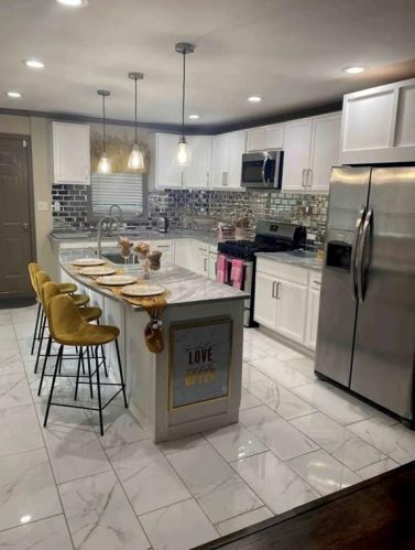 107 Howell Dr, Atlanta GA  30331-4022 exterior