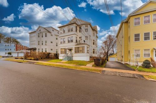 165 Smith St, New Britain CT  06053-3620 exterior