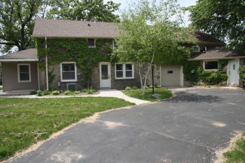 5215 Forest Home Ave, Milwaukee, WI 53219-4530