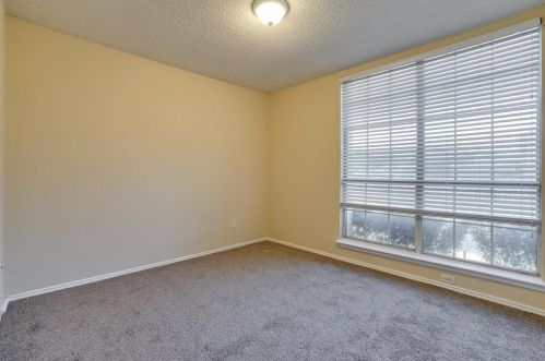 5804 Poole Dr, Frisco TX 75056-4467 exterior