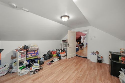 7235 Washtenaw Ave, Chicago IL  60645-1435 exterior