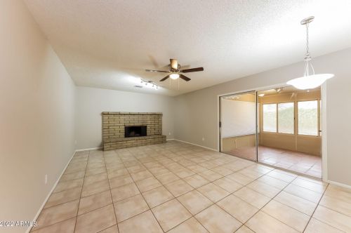 3022 Anderson Dr, Phoenix AZ  85053-1903 exterior