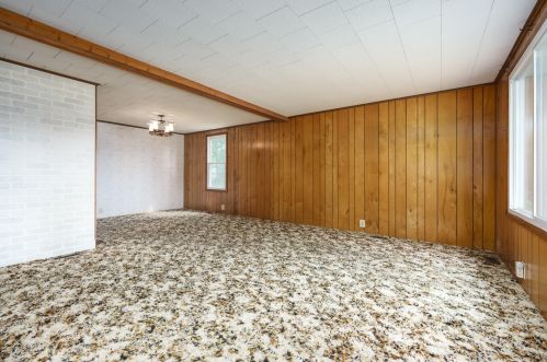 10811 Boniface Point Dr, Plainwell, MI 49080-9269