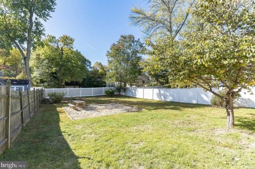 1302 High St, Haddon Heights NJ 08035-1843 exterior