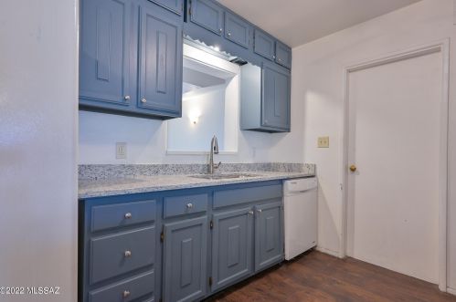 5002 1 St, Tucson AZ 85711-1507 exterior