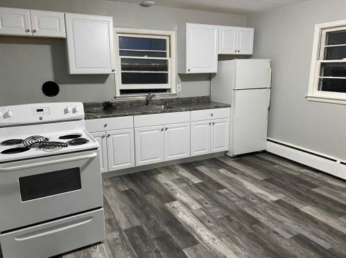 94 Hamilton St, Poughkeepsie NY  12601-4403 exterior